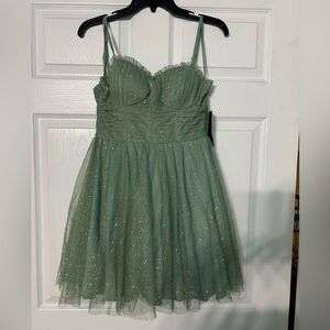 Size 1/2 homecoming dress new with tags